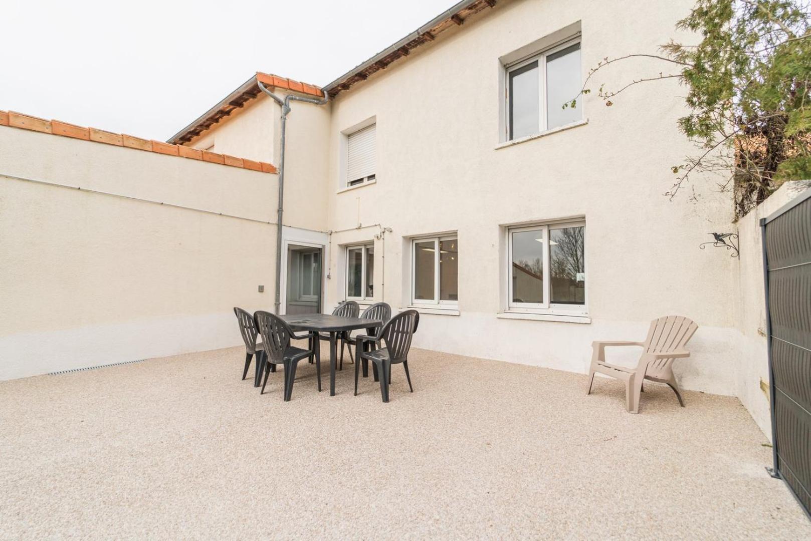 Le Gue Sourdeau: 150M² 5 Min From Futuroscope Apartment Chasseneuil-du-Poitou Exterior photo
